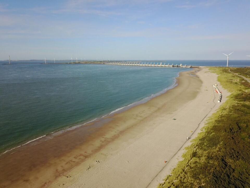Groot Luxe Vakantiewoning Aan De Kust Kamperland